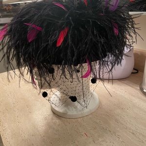 Vintage 1980s Whittall & Shon Pill Box Hat